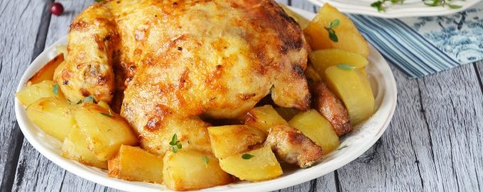 Ovnbagt kylling med kartofler