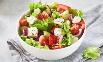 Salade grecque classique - 10 recettes étape par étape avec photos