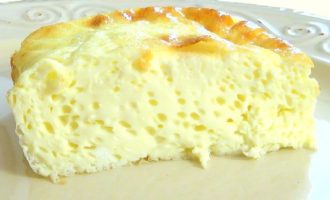Omelete exuberante em uma panela com leite - 10 receitas com fotos passo a passo