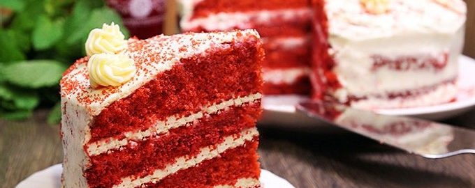 Κόκκινο βελούδινο κέικ