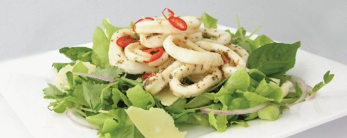 Blæksprutte salat